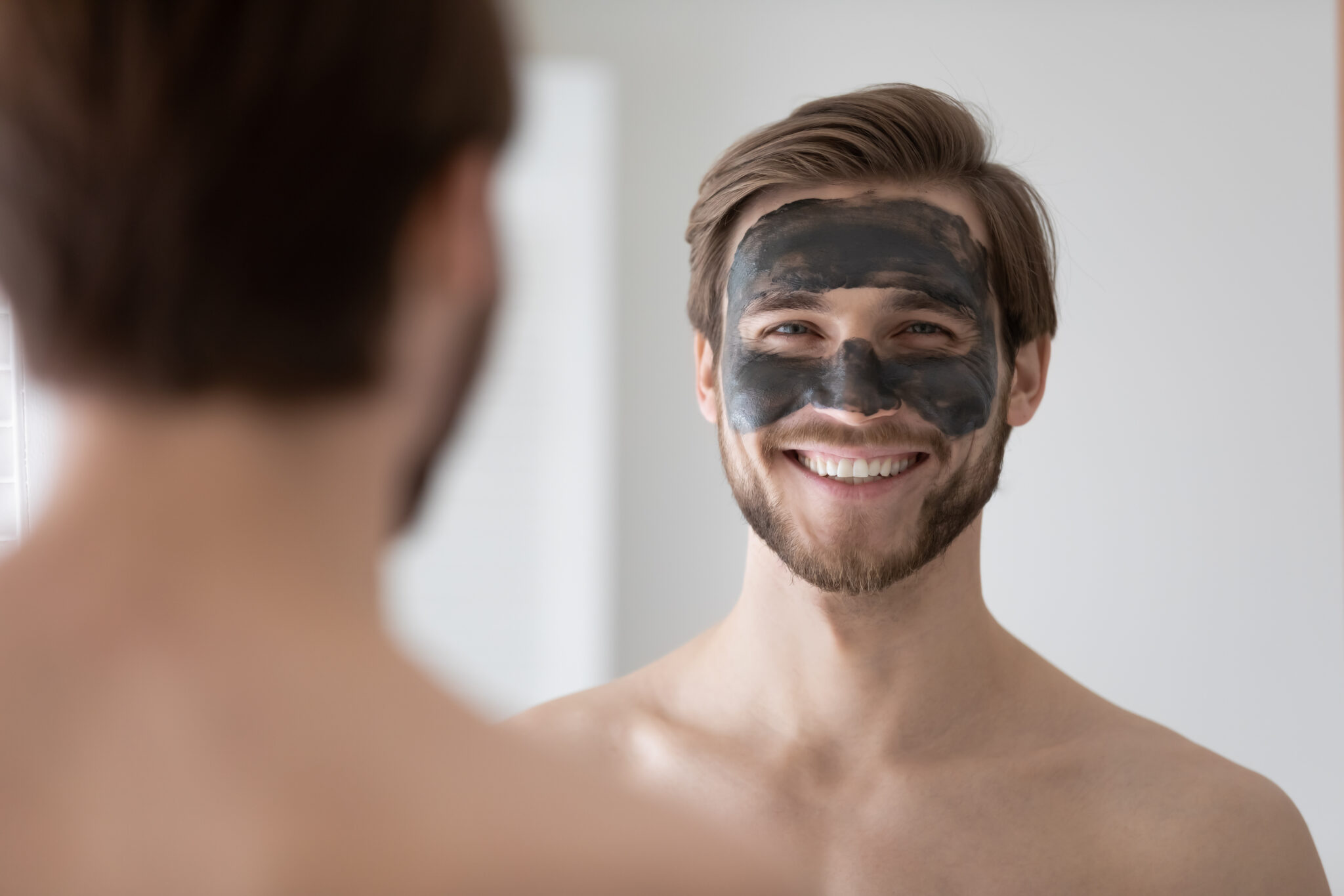 Head,Shot,Close,Up,Mirror,Reflection,Smiling,Handsome,Young,Man